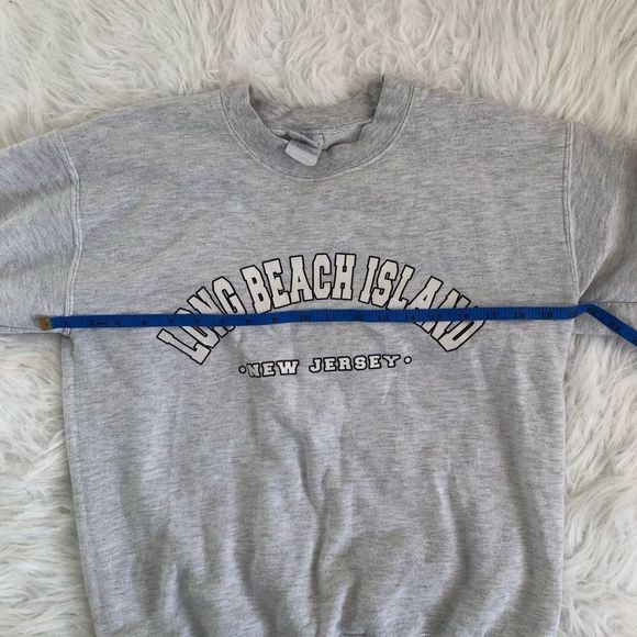 Gildan heavy blend sweatshirt. Size S - Picture 5 of 6